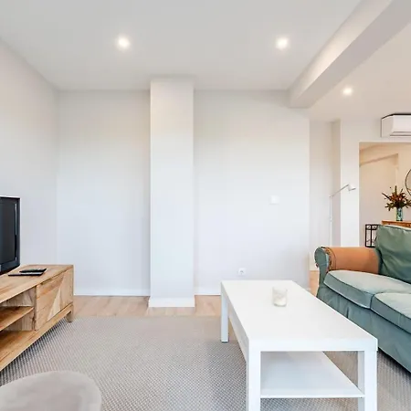 New! Alvalade Stadium Family Apartment Lisbon